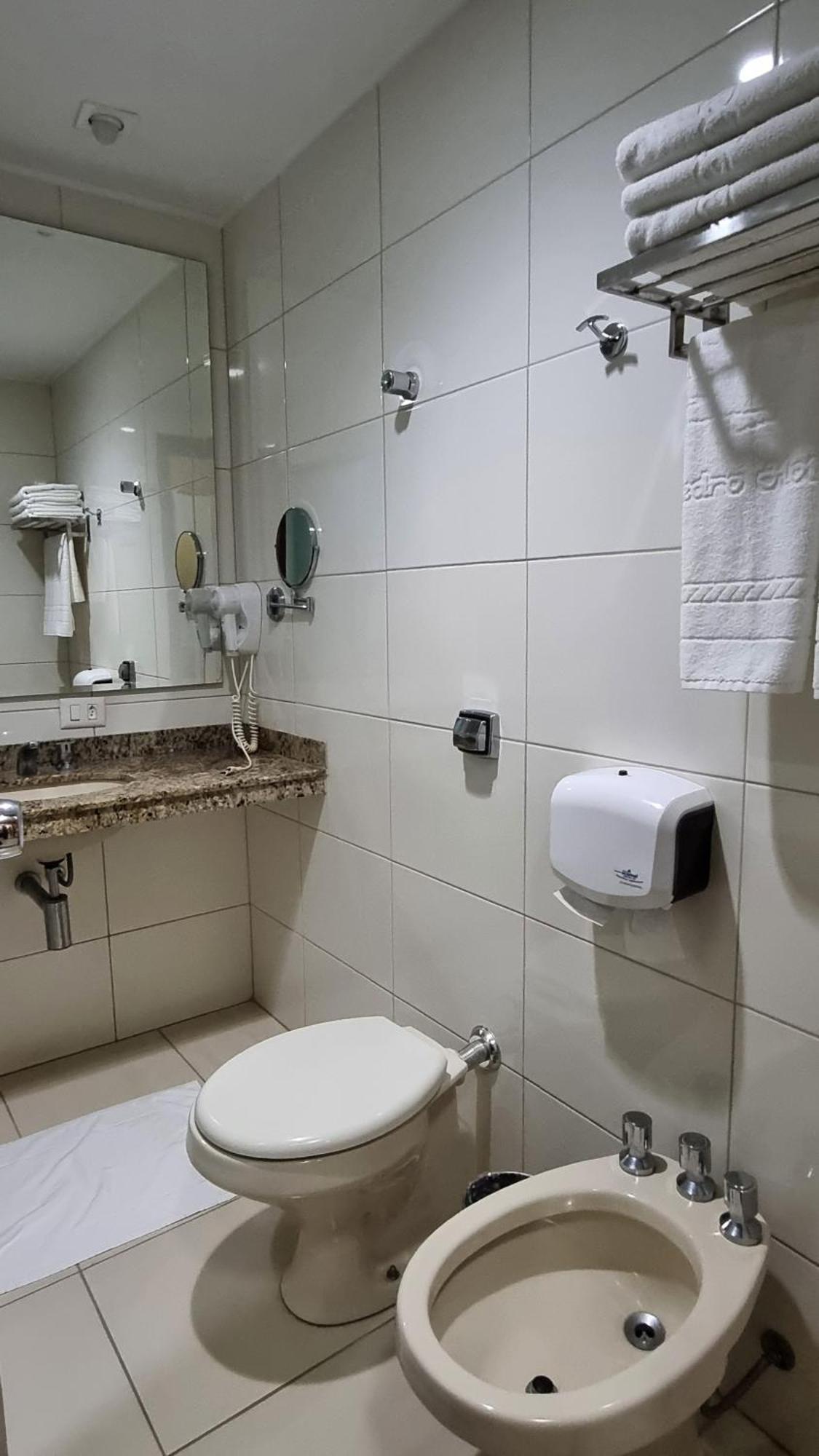 Cedro Hotel Londrina Eksteriør billede